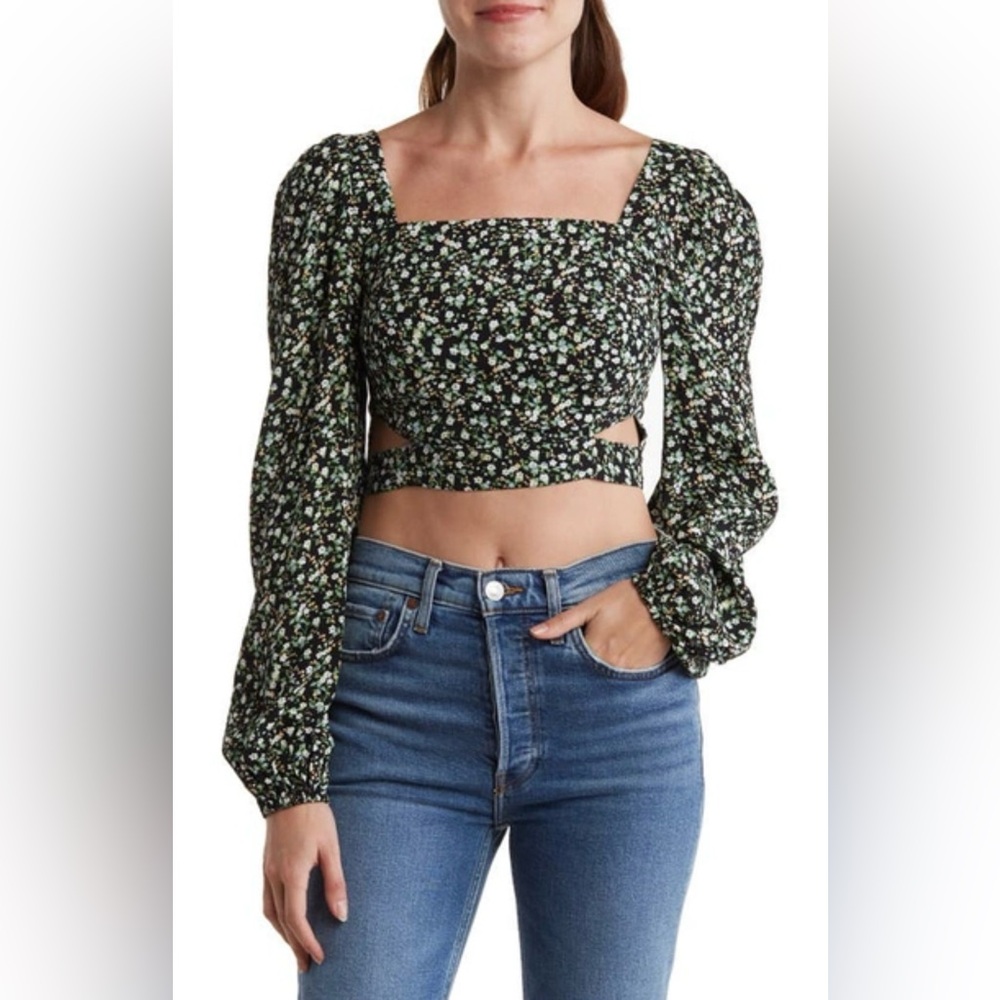 Elodie Crop Top Floral Print Waist Cutout